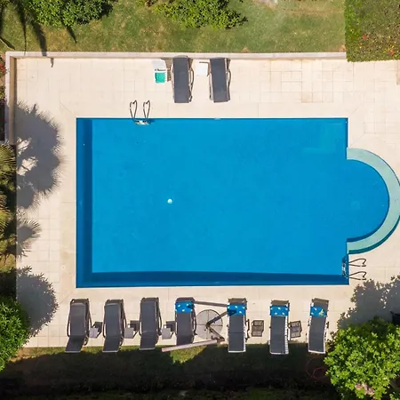 In Elviria, 马尔韦利亚
