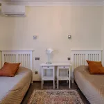 Vila In Elviria,